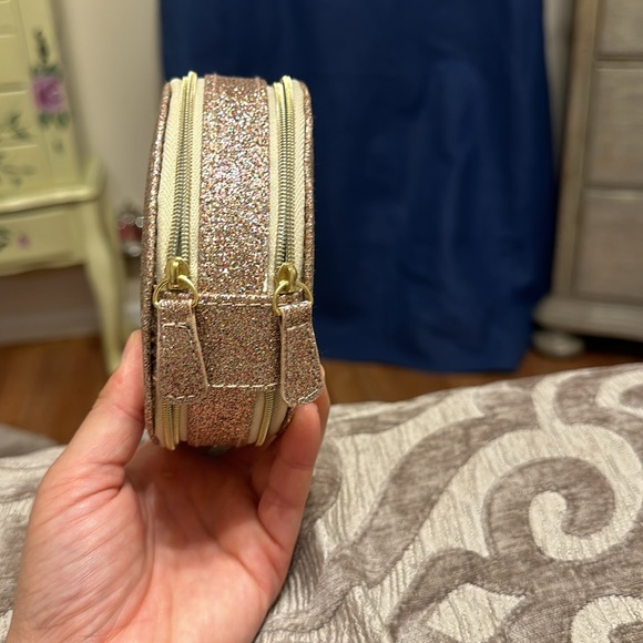 NORDSTROM Round Travel Jewelry Box in Champagne Multi Glitter - Picture 2 of 6